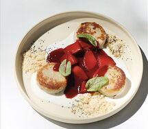 Веган сырники из миндальной рикотты