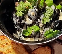 Мидии в соусе блю чиз