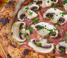 Пицца с ветчиной и грибами