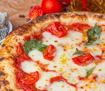 Пицца Маргарита