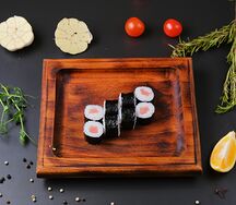 Хосомаки с тунцом