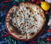 Пицца Маргарита белая