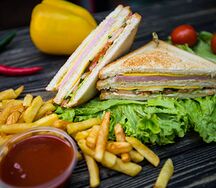 Клаб сэндвич с ветчиной