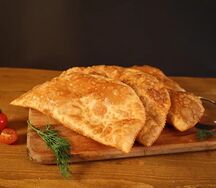 Чебурек свинина