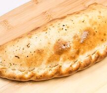 Пицца Кальцоне с курицей и сладким перцем