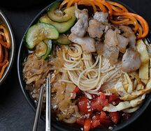Горячий кукси со свининой