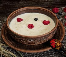 Каша овсяная на молоке