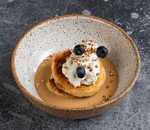 Сырники с соленой карамелью