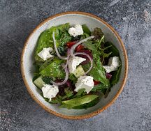 Греческий с сербской брынзой