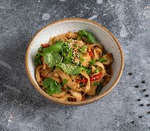 Удон с курицей