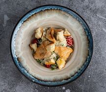 Цезарь с курицей