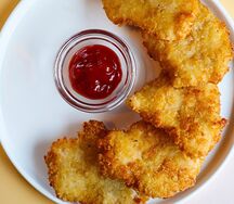 Наггетсы куриные с кетчупом