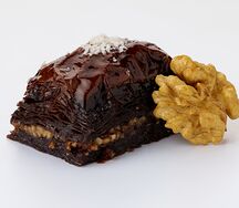 шоколадная пахлава с грецким орехом