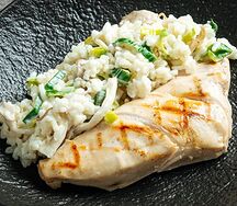 Куриная грудка с грибным ризотто