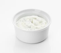 Фирменный сырно-чесночный соус