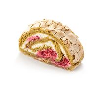 Фисташковый рулет с малиной