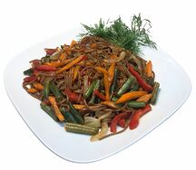 Гречневая лапша с овощами