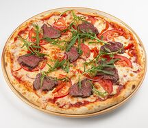 Пицца с телятиной