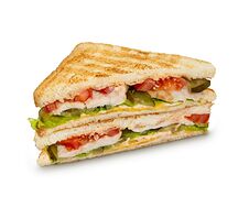 Сэндвич с копченой куриной грудкой