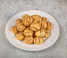 Профитроли крем-брюле пирожные