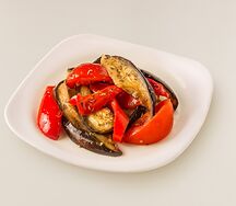 Баклажаны в соусе песто