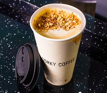 Авторский латте с орехами