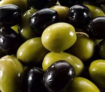 Маслины и оливки