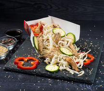 Вок Свинина в перечном соусе