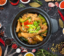 Свинина с ананасами в кисло-сладком соусе