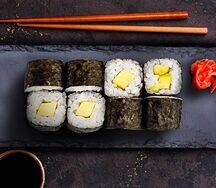 Ролл авокадо