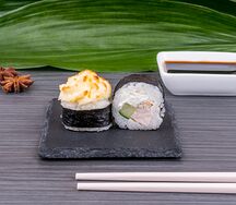Ролл запеченный с курицей