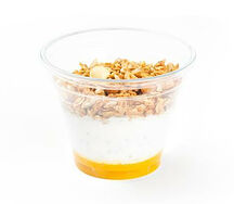 Крем гранола, манго, чиа