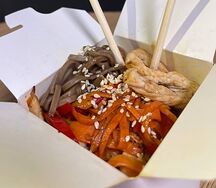 Гречневая лапша со свининой