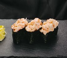 Гункан с креветкой