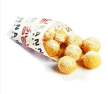 Картофельные шарики с сырной посыпкой