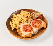 Миланеса томаты и моцарелла