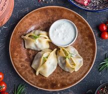 Манты с курицей и картошкой