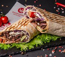 Шаварма с говядиной в лаваше