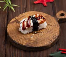 Суши с угрём