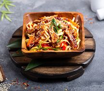 Удон со свининой и овощами