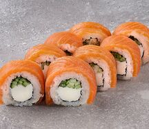 Филадельфия с копченым лососем