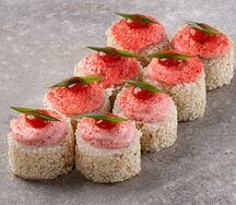 Запеченный ролл Креветка в яки-соусе