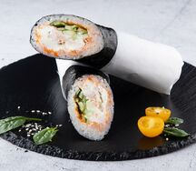 Суширитто с угрем и креветкой