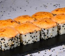 Калифорния в кунжуте сяке хот