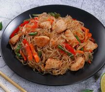 Фунчоза с курицей