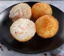 Рисовые шарики с креветкой