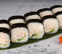 Футомаки кани