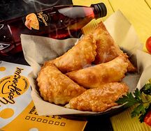 ЧебурекМи с клубникой и сливочным сыром