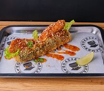 Японский хот-дог с курицей