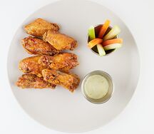 Куриные крылья в соусе BBQ